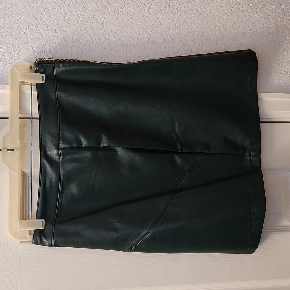 Women's Green Faux Leather Skirt